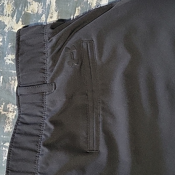 Under armour golf short - Picture 5 of 8
